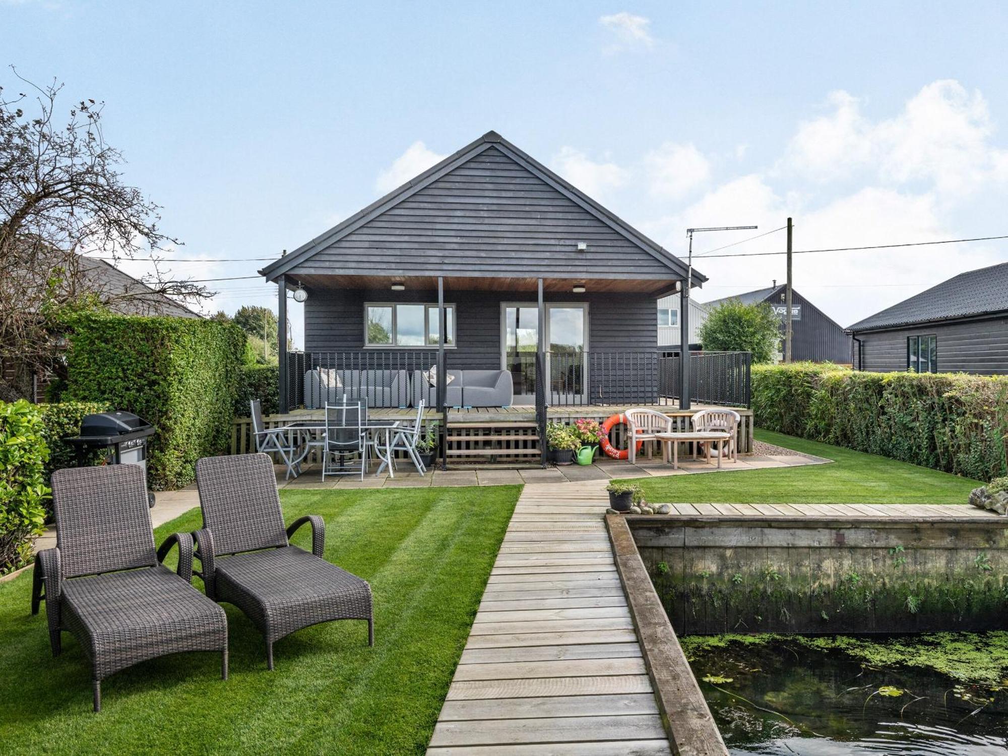 Sunset Lodge Brundall Экстерьер фото